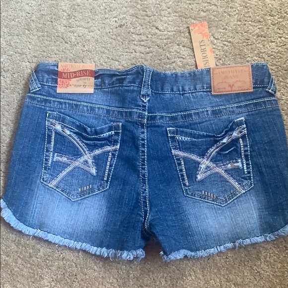 Amethyst Denim mid-rise shorts - Picture 2 of 2